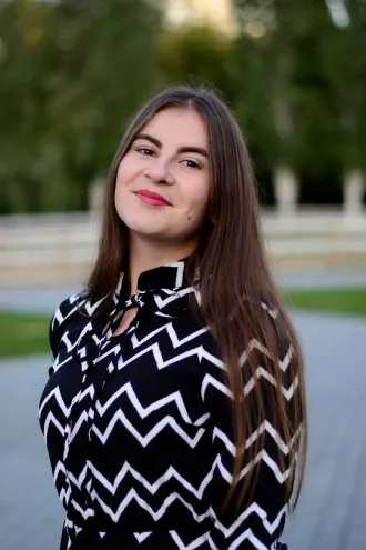 Анна Белоусова- помощник менеджера